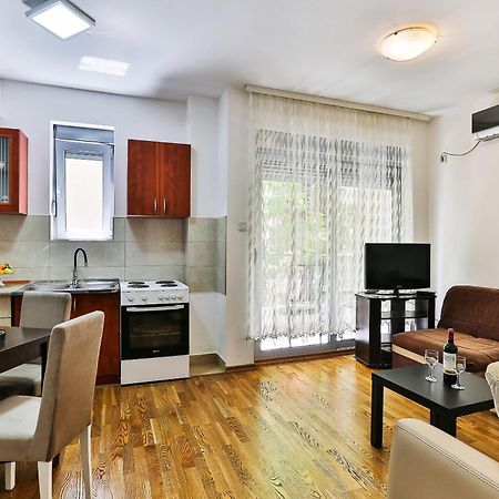 City Montesun Apartments 2 Μπούντβα Εξωτερικό φωτογραφία