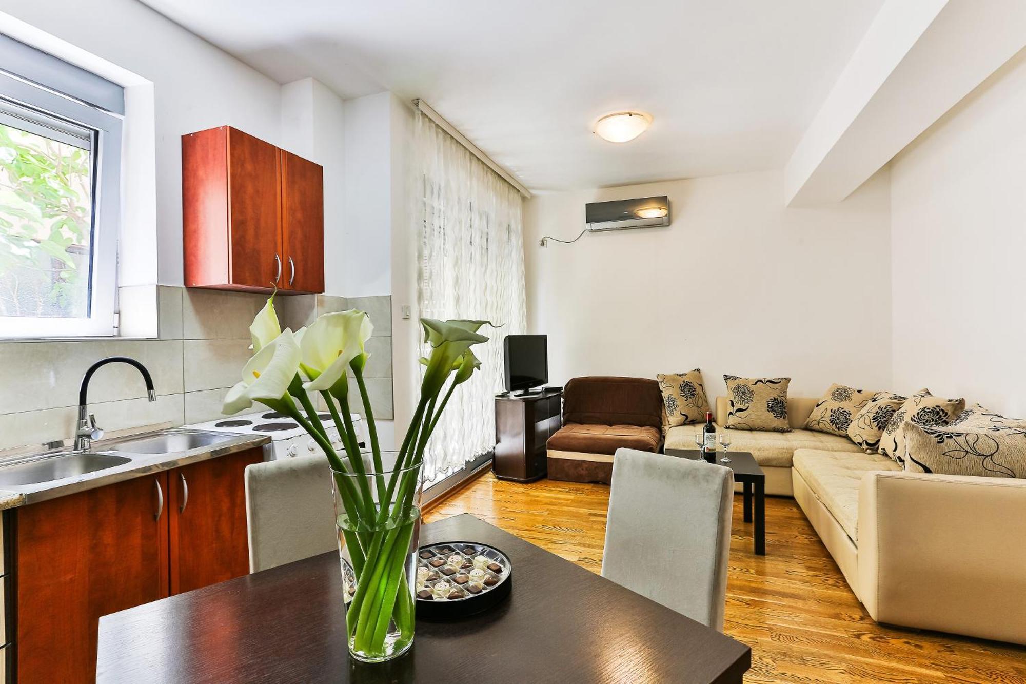 City Montesun Apartments 2 Μπούντβα Εξωτερικό φωτογραφία