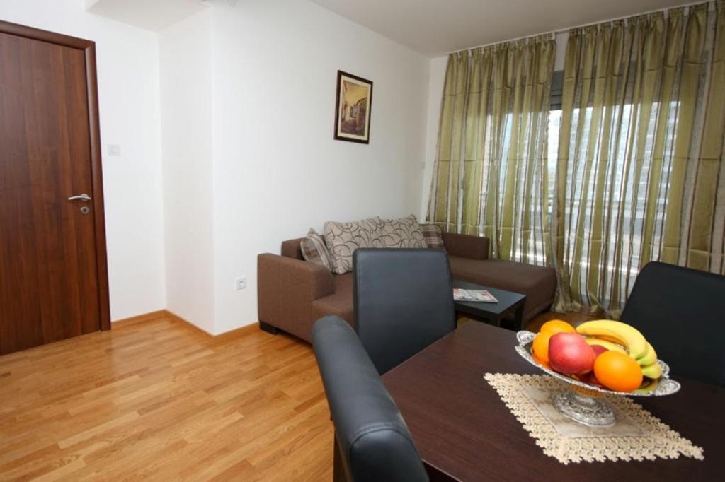 City Montesun Apartments 2 Μπούντβα Εξωτερικό φωτογραφία