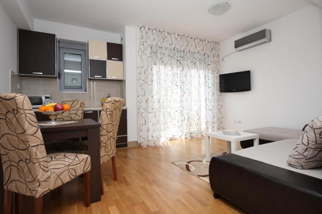 City Montesun Apartments 2 Μπούντβα Εξωτερικό φωτογραφία